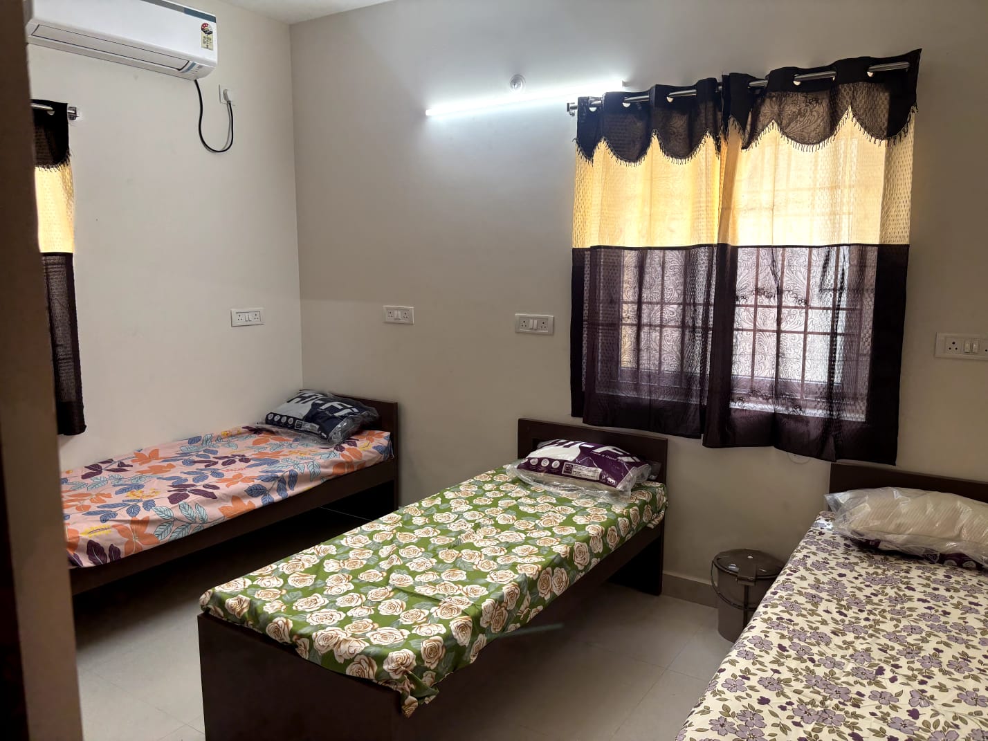 Lakshmi Kudil Premium Girls PG